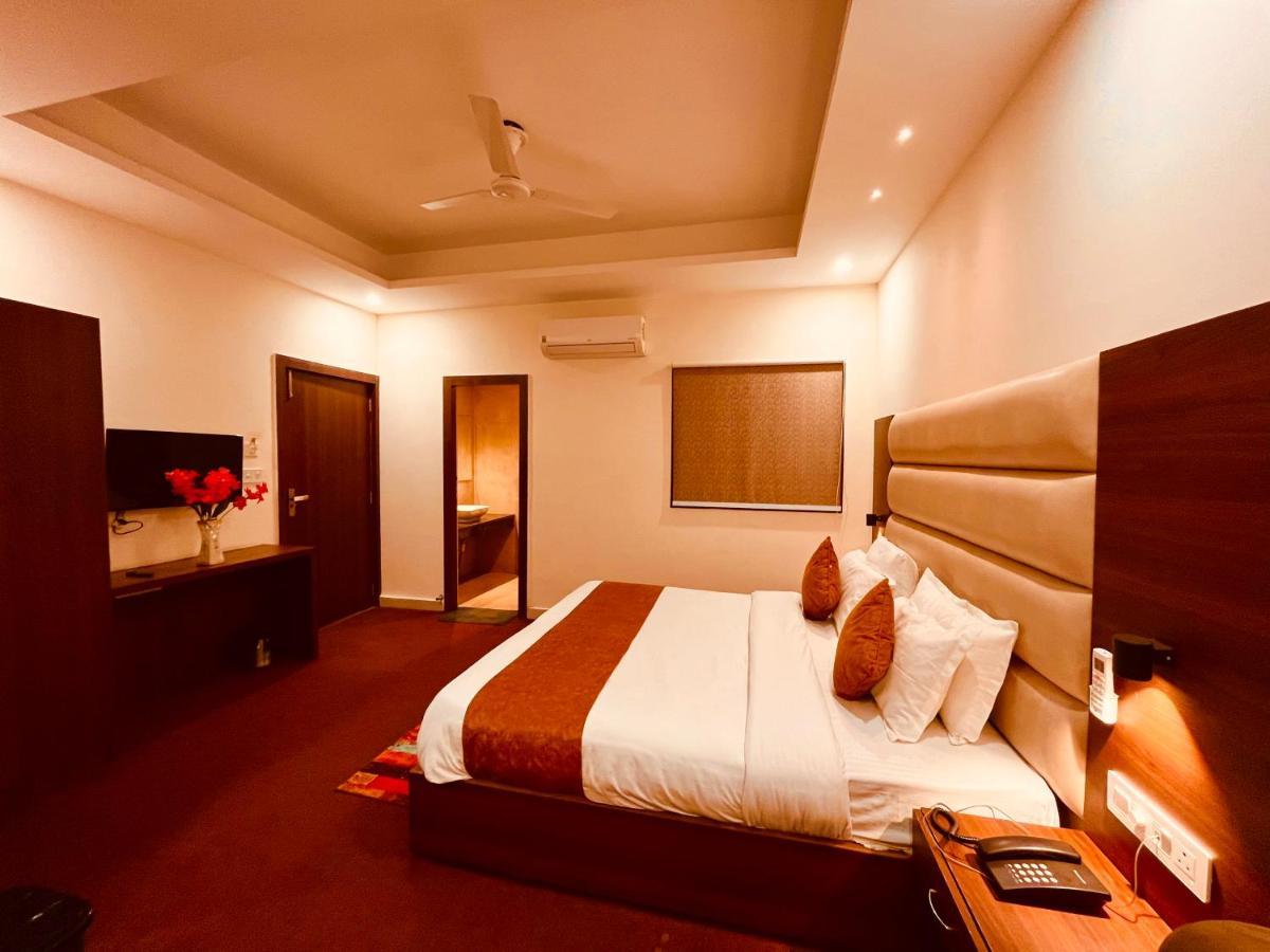 Hotel Prayag Inn Haridwār Exterior foto